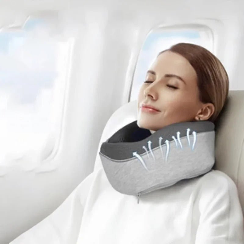 oreiller-ergonomique-pour-cervicales-avion