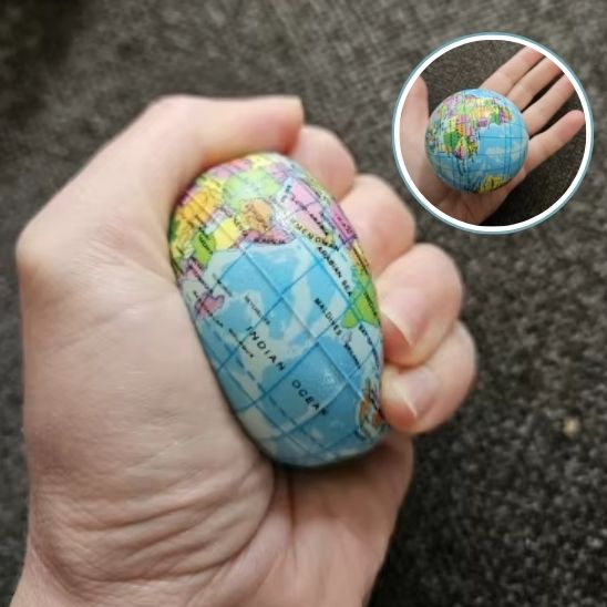 balle-anti-stress-gadget-relaxant-en-terre
